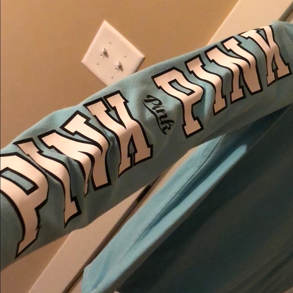 baby blue long sleeve VS top - Picture 2 of 2